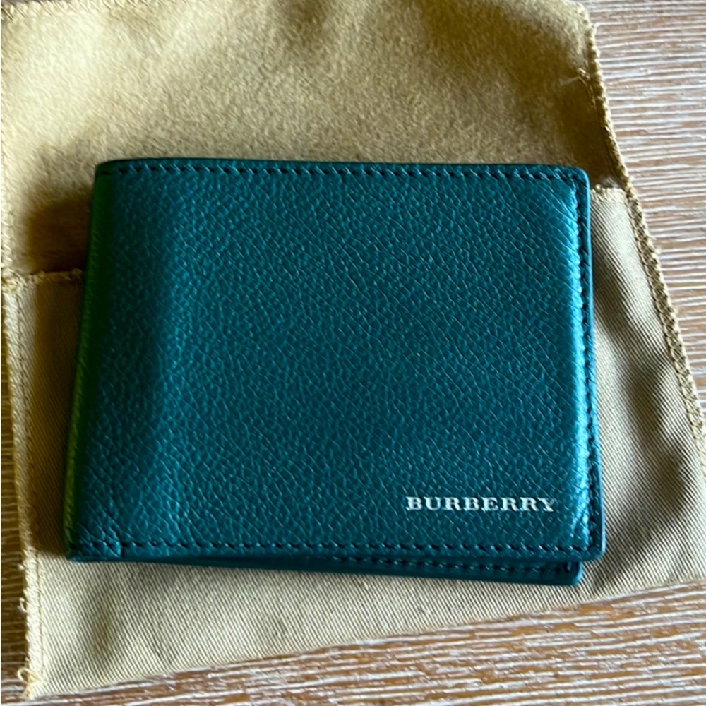 Burberry Men’s Leather Wallet - Picture 1 of 4